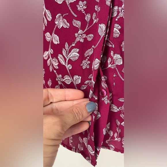 Banana Republic Maroon Floral Dress | Size 6 | Long Sleeve Button Up & Belted - Picture 6 of 8